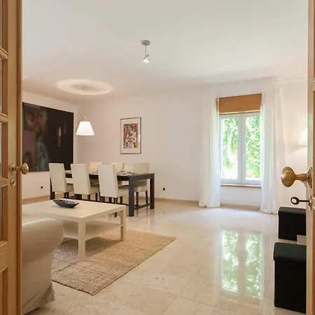 Appartement Feels Like Garden Flat