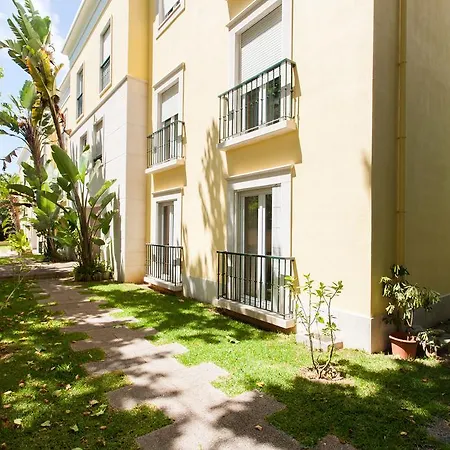 Feels Like Garden Flat * Estoril